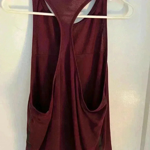 Reebok  Tank Size L - Picture 5 of 9